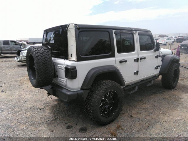 1C4HJXDN2KW623585 Jeep Wrangler Unlimited Sport Altitude