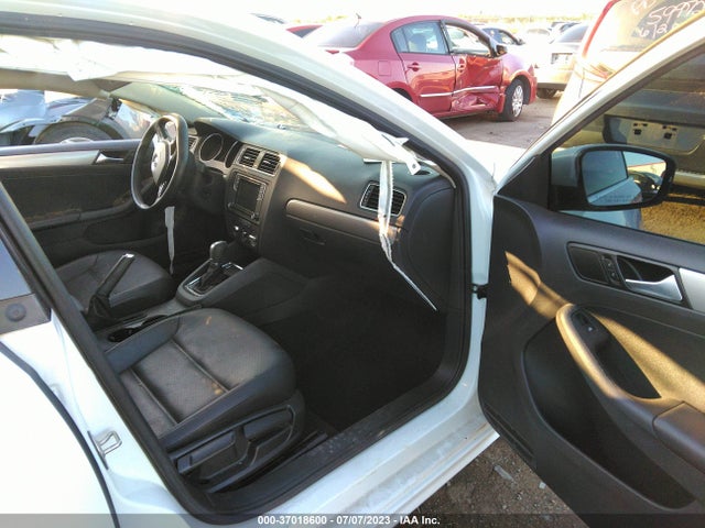 3VWDB7AJ4HM231629 Volkswagen Jetta 1.4t Se