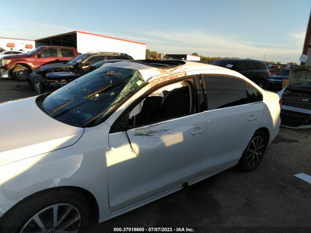 3VWDB7AJ4HM231629 Volkswagen Jetta 1.4t Se