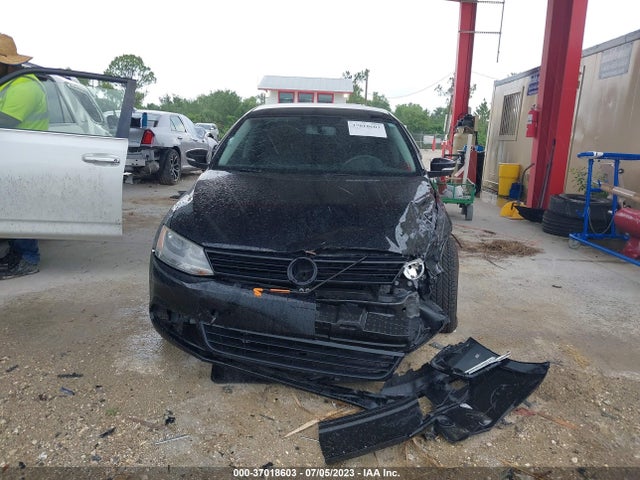 2012 VOLKSWAGEN JETTA SEDAN SE VIN: 3VWDX7AJ6CM325179