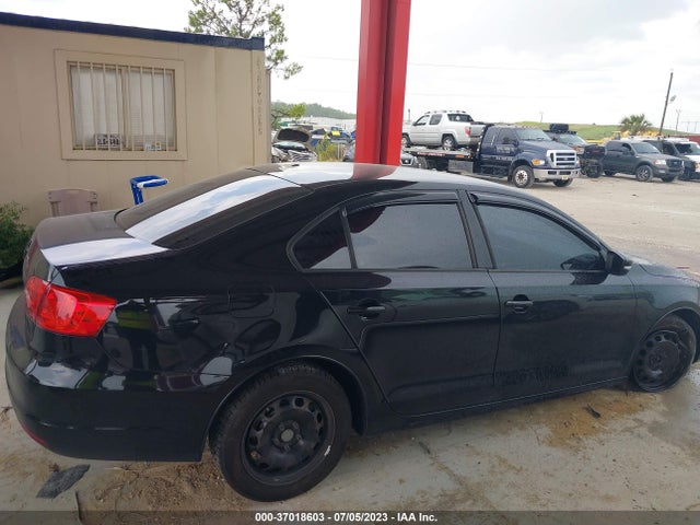 2012 VOLKSWAGEN JETTA SEDAN SE VIN: 3VWDX7AJ6CM325179