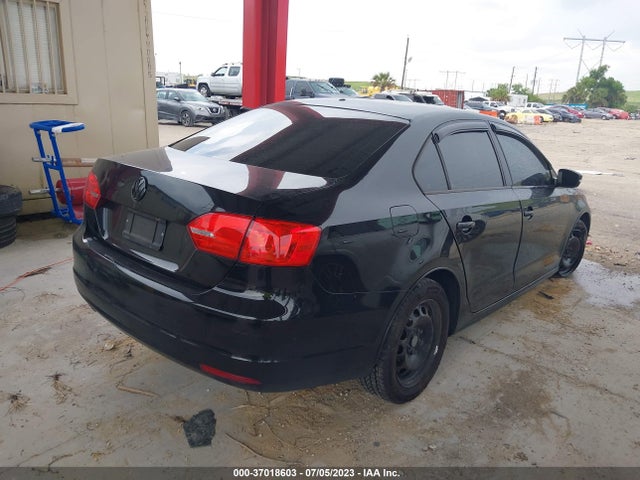 2012 VOLKSWAGEN JETTA SEDAN SE VIN: 3VWDX7AJ6CM325179