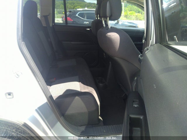 2011 JEEP COMPASS LATITUDE VIN: 1J4NF1FB2BD277807