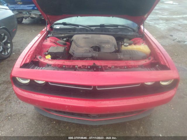 2C3CDZAG2GH129384 Dodge Challenger Sxt Plus