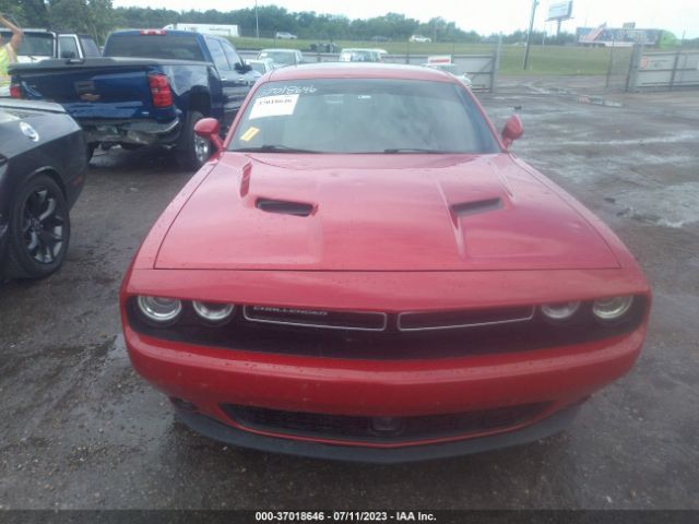 2C3CDZAG2GH129384 Dodge Challenger Sxt Plus