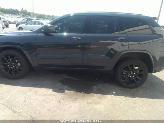 1C4RJFAG6JC148379 Jeep Grand Cherokee Altitude
