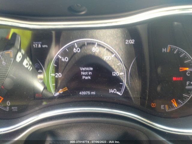 1C4RJFAG6JC148379 Jeep Grand Cherokee Altitude