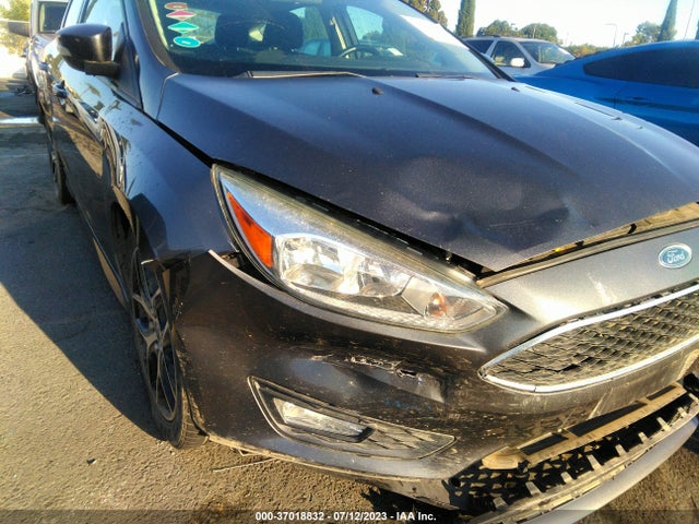 2016 FORD FOCUS SE VIN: 1FADP3K25GL254590