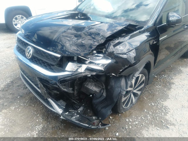 3VVRX7B27NM011559 Volkswagen TAOS SE