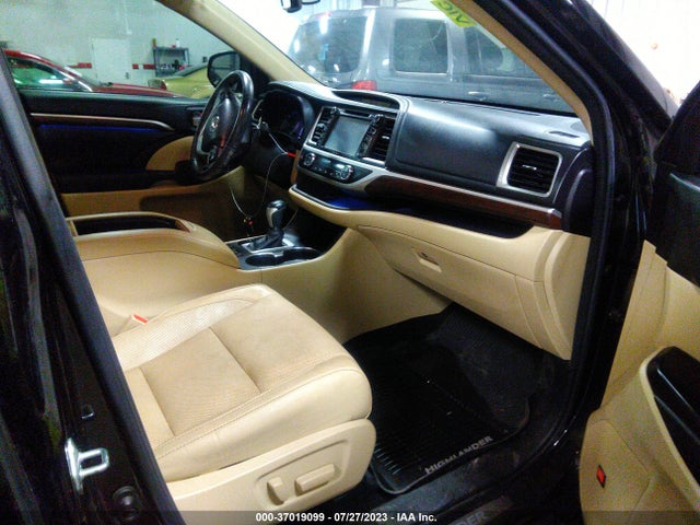 Toyota Highlander Limited 2015 5TDDKRFHXFS215226 Image 12