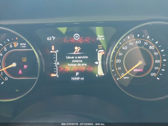 1C4HJXDG4JW100889 Jeep Wrangler Unlimited Sport S