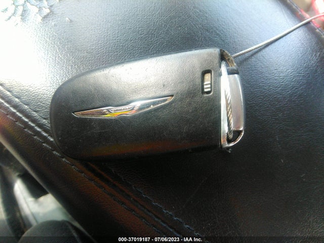 1C3CCCAB2GN153423 Chrysler 200 Limited
