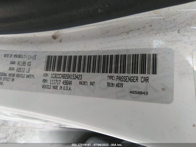 1C3CCCAB2GN153423 Chrysler 200 Limited