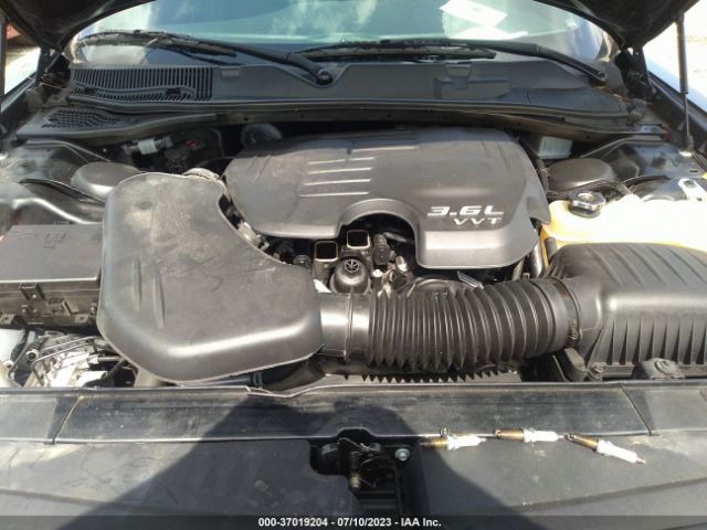 2C3CDZAG5JH315962 Dodge Challenger Sxt