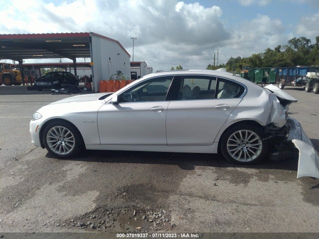 Продажа на аукционе авто 2016 Bmw 528i, vin: WBA5A5C58GG351163, номер лота: 37019337