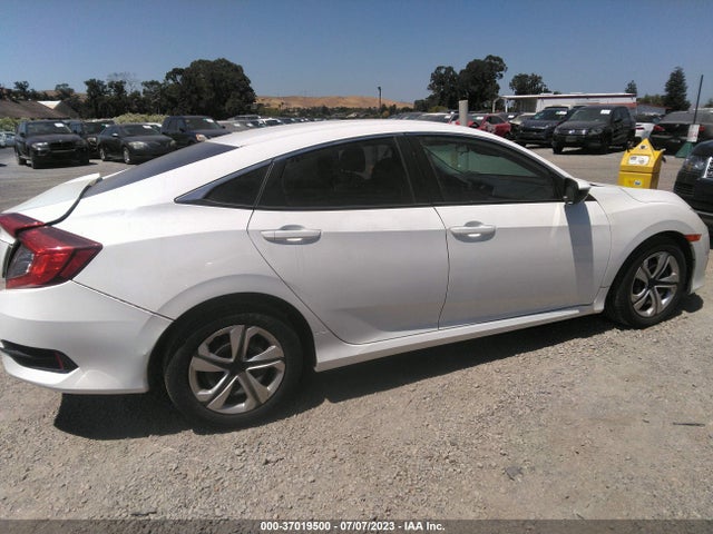 2018 HONDA CIVIC SEDAN LX VIN: 2HGFC2F5XJH511214