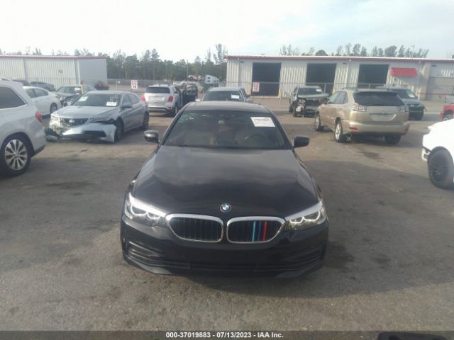 WBAJA5C56KWW18796 BMW 5 Series 530i
