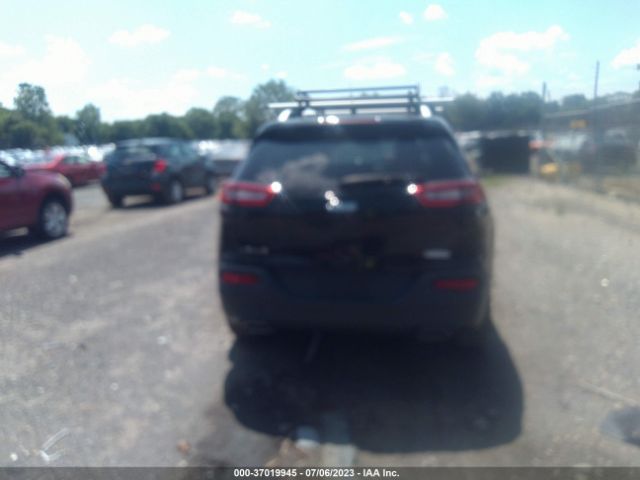 1C4PJMCS7FW605218 Jeep Cherokee Latitude