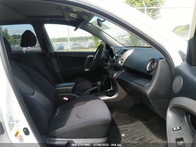 2008 TOYOTA RAV4 SPORT VIN: JTMBD32V186070851
