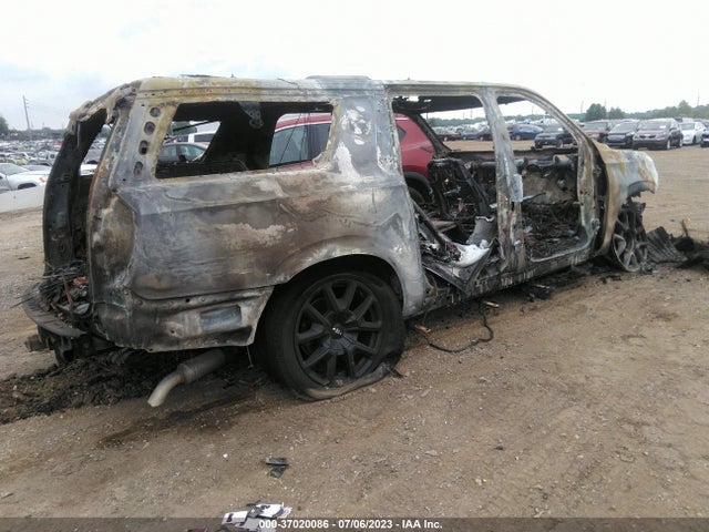 Chevrolet Suburban Rst 2021 1GNSKEKD4MR415301 Image 4