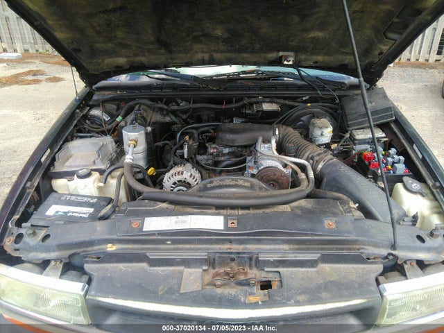 2002 CHEVROLET S-10 LS VIN: 1GCDT13W82K237051