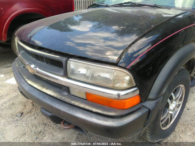 2002 CHEVROLET S-10 LS VIN: 1GCDT13W82K237051
