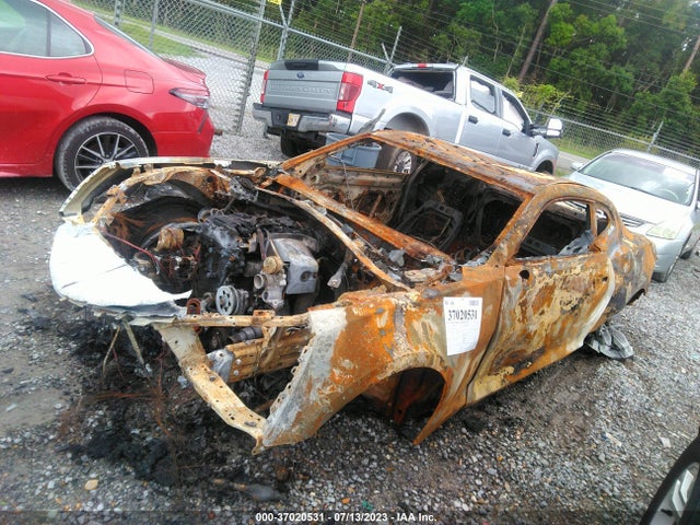 Chevrolet Camaro 1lt 2016 1G1FB1RX8G0171009 Image 2