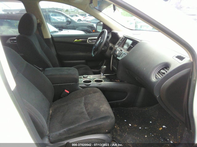 2014 NISSAN PATHFINDER S VIN: 5N1AR2MM1EC696257