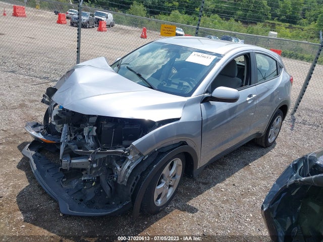 Honda HR-V LX 2019 3CZRU6H38KG716473 Image 2