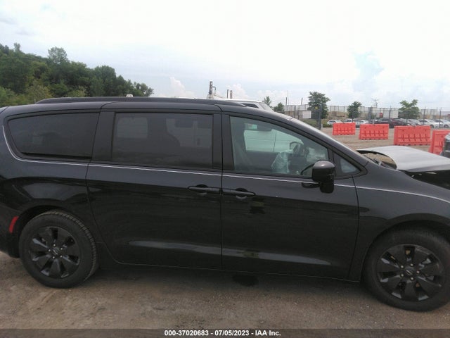 2019 Chrysler Pacifica Hybrid, VIN: 2C4RC1H79KR709153