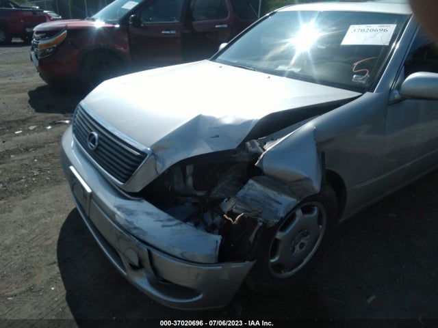 2002 LEXUS LS 430 VIN: JTHBN30F420083076