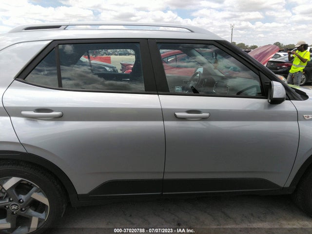 2021 HYUNDAI VENUE SEL VIN: KMHRC8A37MU098329