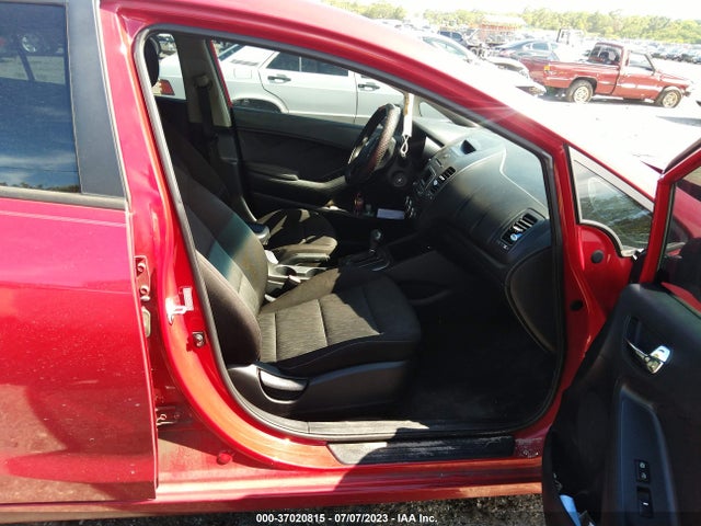 2016 KIA FORTE LX VIN: KNAFK4A66G5487732