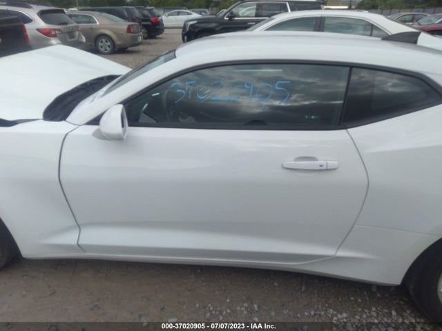 2016 CHEVROLET CAMARO 1LT VIN: 1G1FB1RS1G0130001