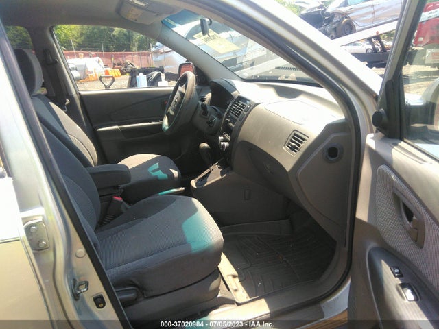 2007 HYUNDAI TUCSON GLS VIN: KM8JM12B67U569284