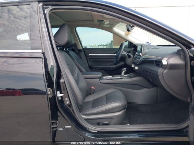 1N4BL4EV0KC155828 Nissan Altima 2.5 Sl