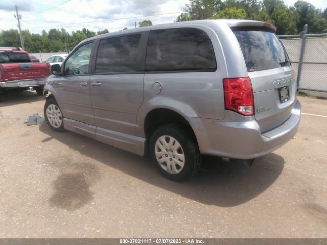 2C4RDGBG3FR624064 Dodge Grand Caravan Se