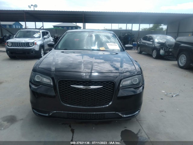 2C3CCAAG5KH738773 Chrysler 300 Touring