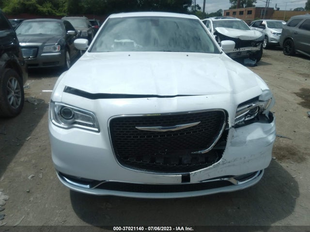 2C3CCARG2HH616546 Chrysler 300 Limited