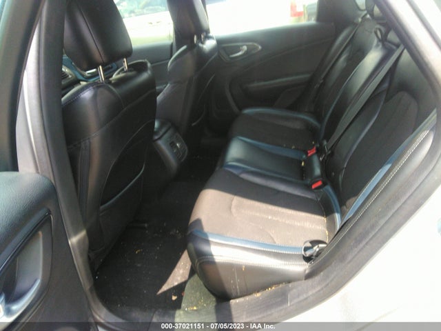 1C3CCCBG3FN522332 Chrysler 200 S