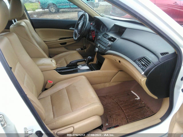 2012 HONDA ACCORD SDN SE VIN: 1HGCP2F66CA131501