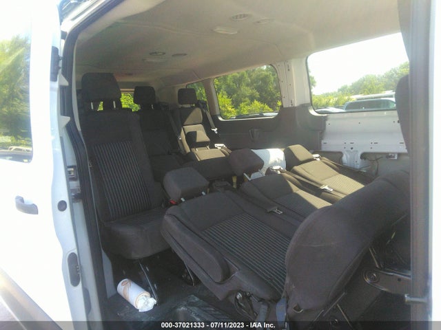 Ford Transit Passenger Wagon Xlt 2018 1FBZX2YG8JKB06156 Image 8