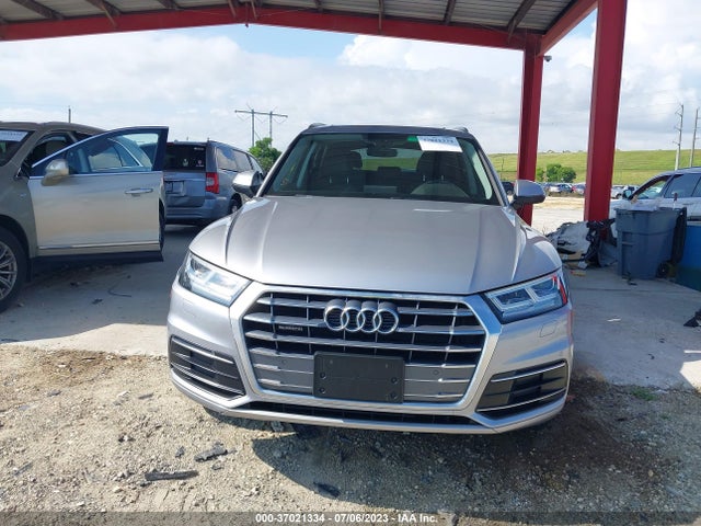 WA1BNAFY4K2054335 Audi Q5 Premium Plus