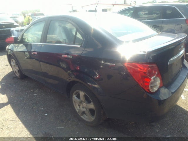 Chevrolet SONIC LTZ 2016 1G1JE5SB0G4139428 Image 3
