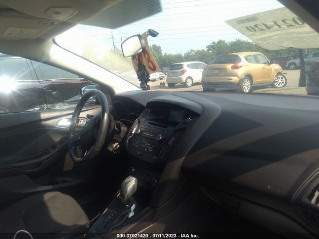 1FADP3K24GL389298 Ford FOCUS SE