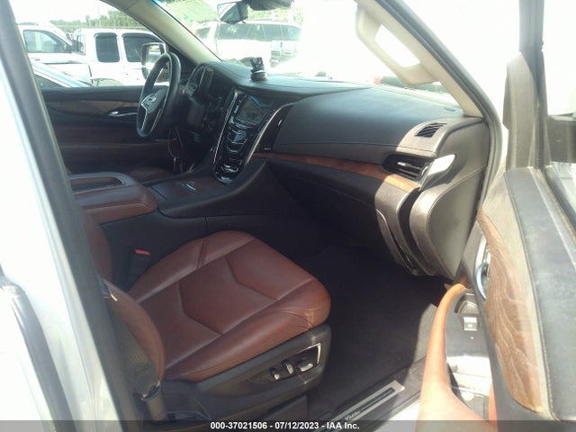 1GYS3CKJ6JR146515 Cadillac Escalade Premium Luxury