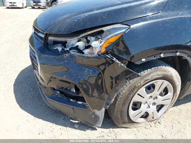 Chevrolet TRAX LS 2019 3GNCJKSB6KL120418 Image 6