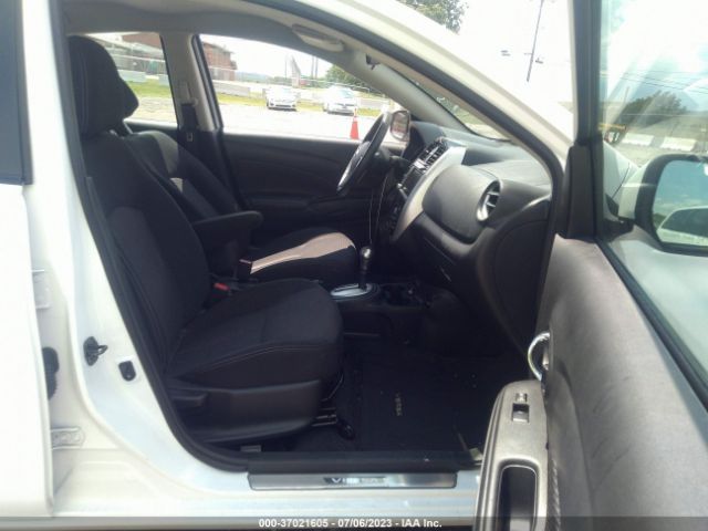 3N1CN7AP3KL826403 Nissan Versa Sedan Sv