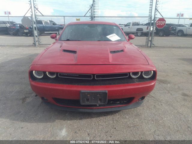 2C3CDZAG5GH279702 Dodge Challenger Sxt Plus