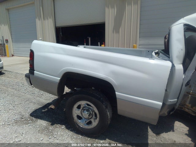 2000 DODGE RAM 1500 VIN: 1B7HC16X9YS585584